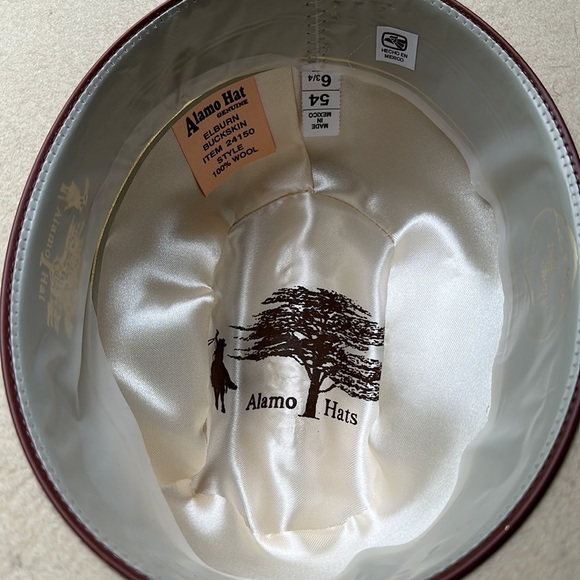 Cream Western Cowboy Hat - Picture 5 of 6